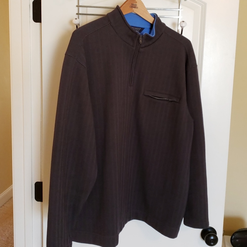 Roundtree & Yorke Pullover Jacket